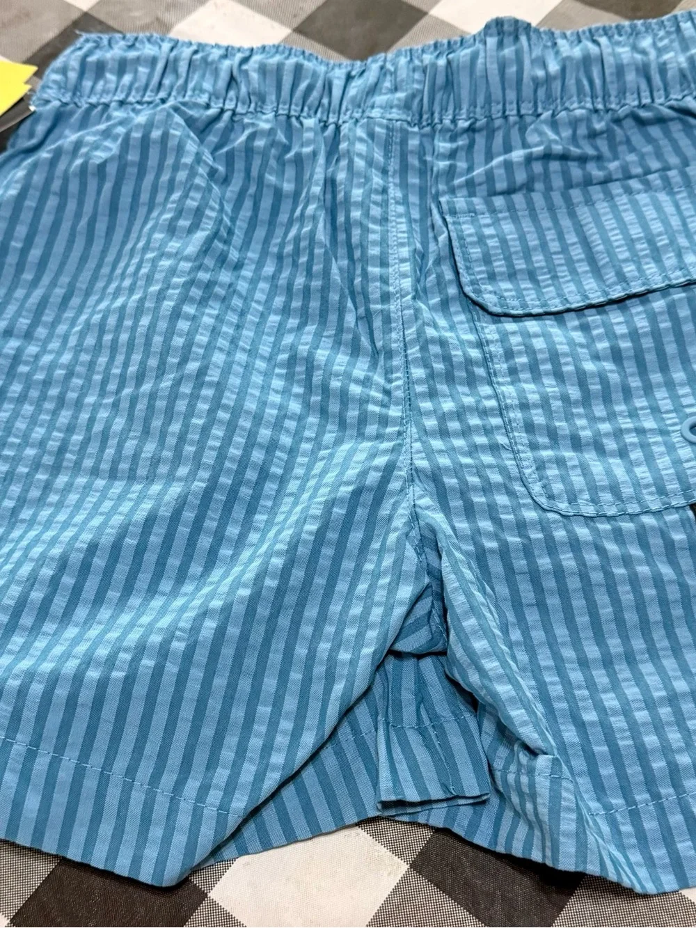 art class bright blue